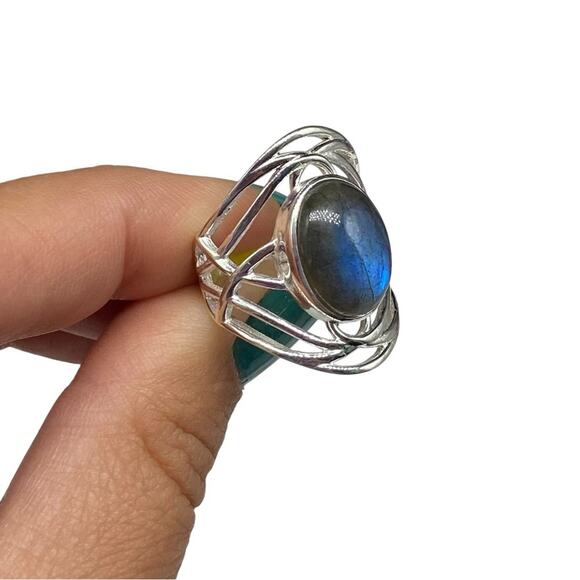Labradorite Ring Size 6 Solid 925 Sterling Silver Oval Boho Statement Blue Flash - Picture 5 of 10